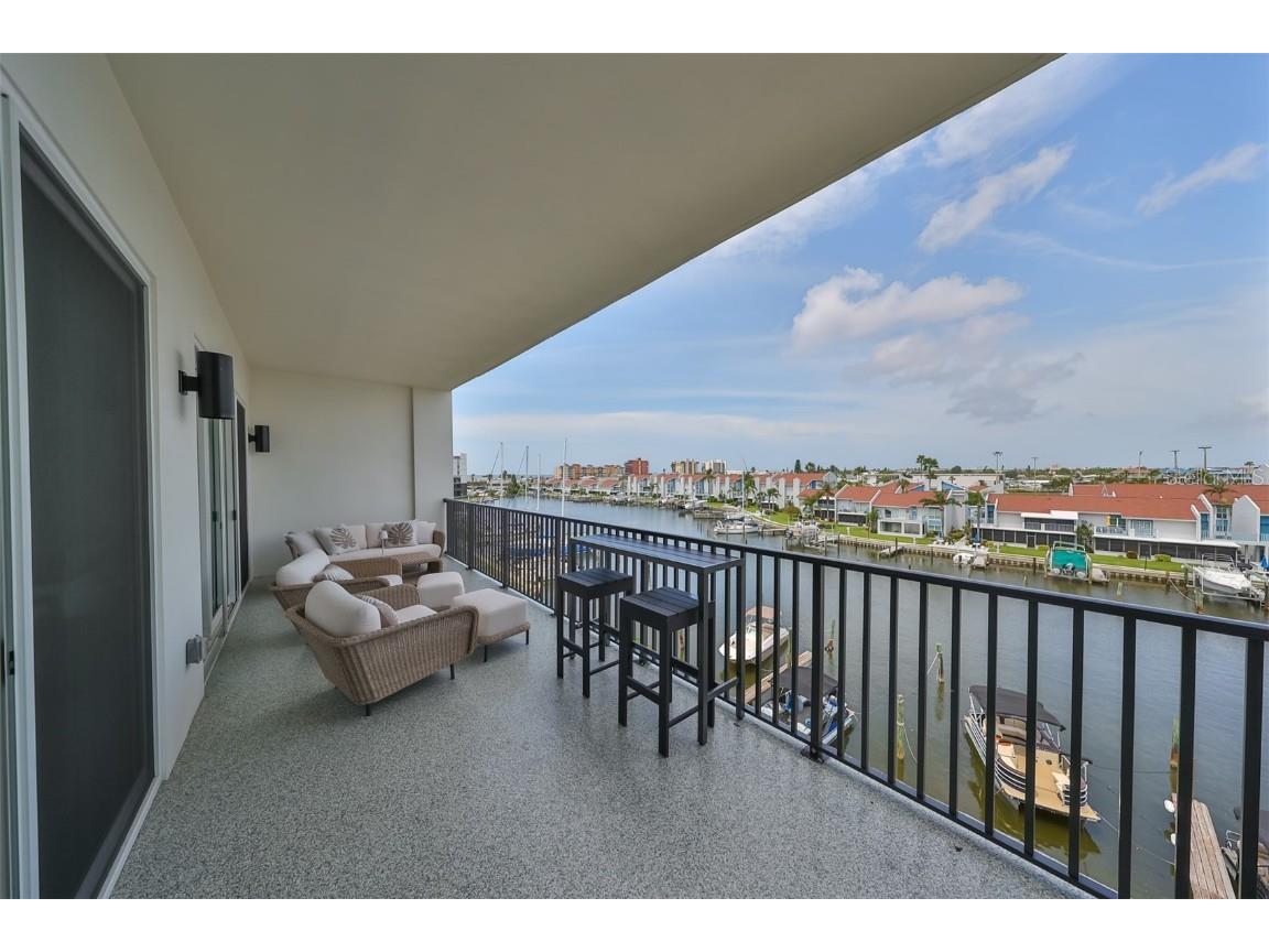 400 150th #402 Madeira Beach FL 33708 - BOCA CIEGA BAY TB8301902 image30