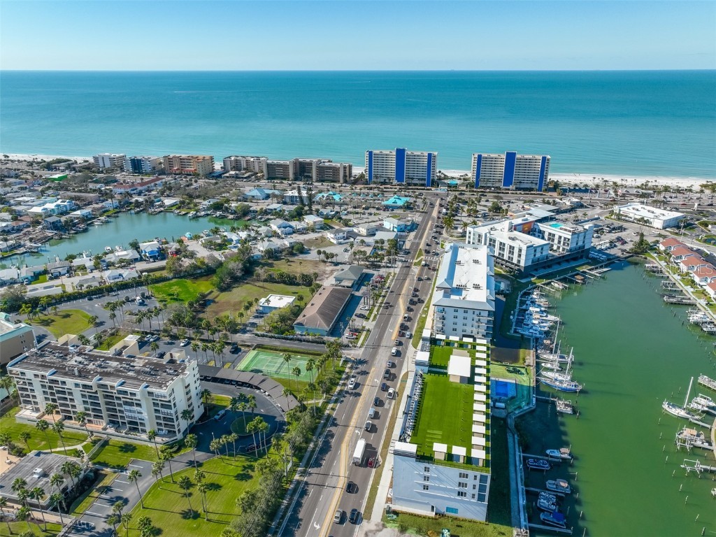 400 150th #402 Madeira Beach FL 33708 - BOCA CIEGA BAY TB8301902 image33