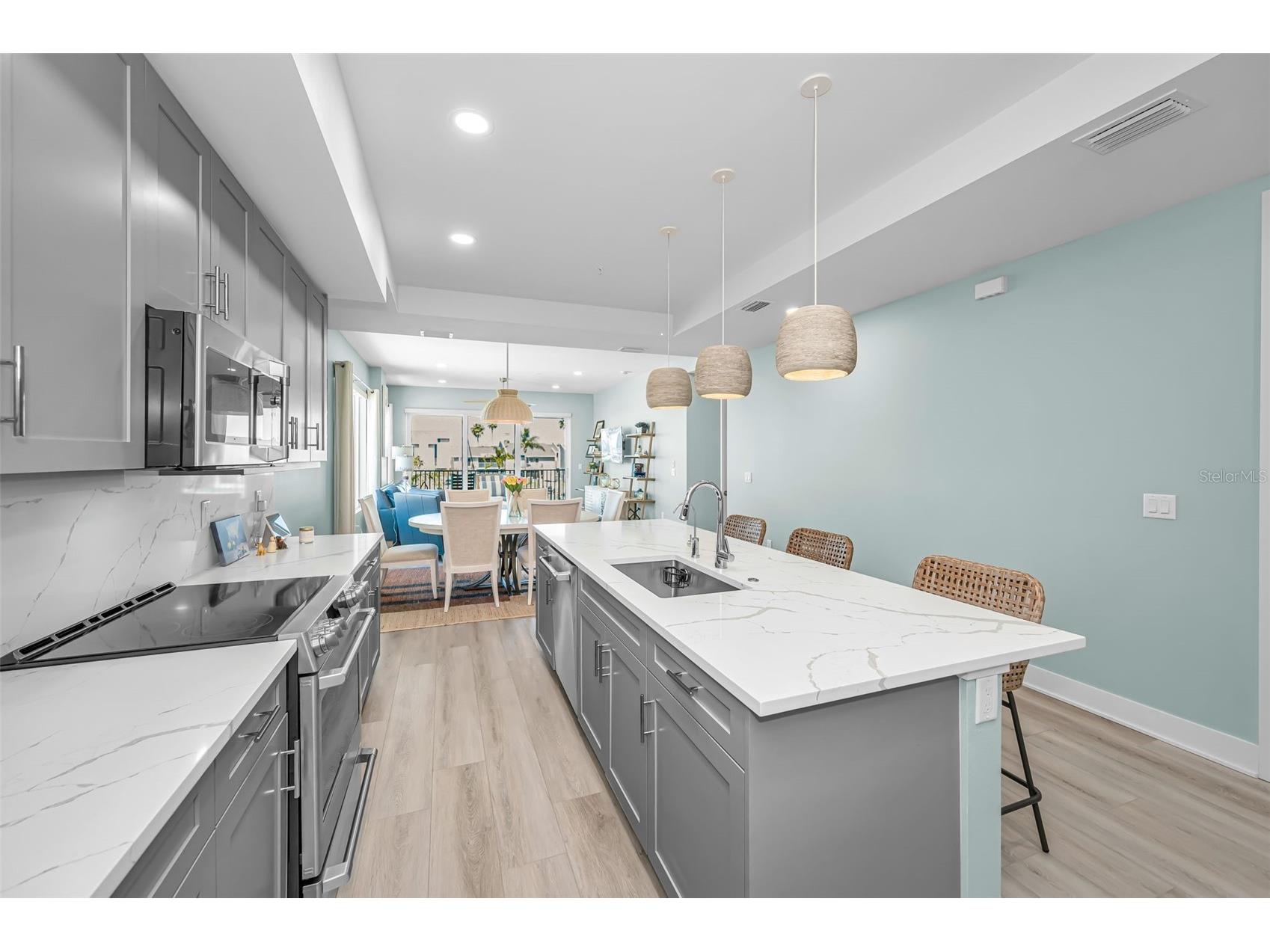 400 150th Avenue #207 Madeira Beach FL 33708 - BOCA CIEGA BAY & INTRACOASTAL TB8491179 image38