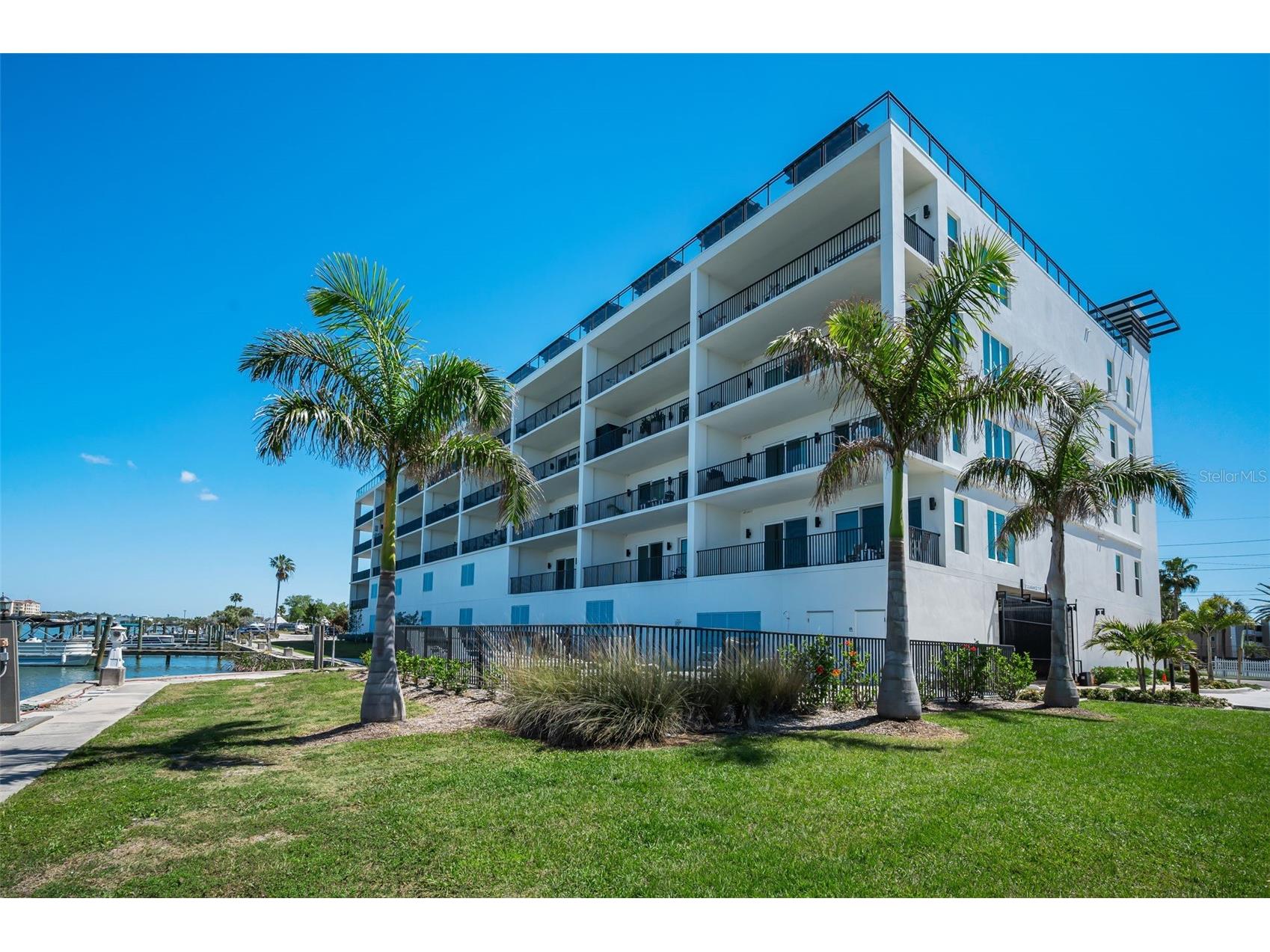 400 150th Avenue #207 Madeira Beach FL 33708 - BOCA CIEGA BAY & INTRACOASTAL TB8491179 image5
