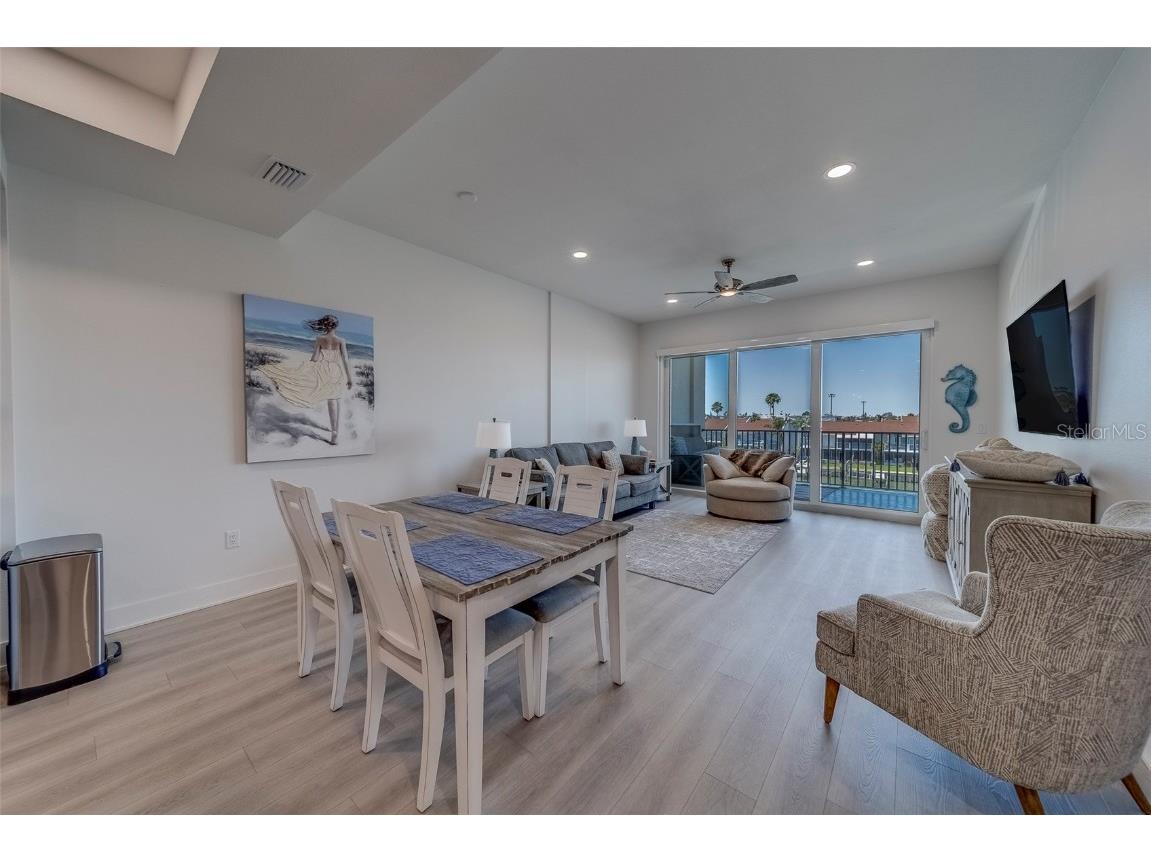 400 150th Avenue #301 Madeira Beach FL 33708 TB8375127 image11