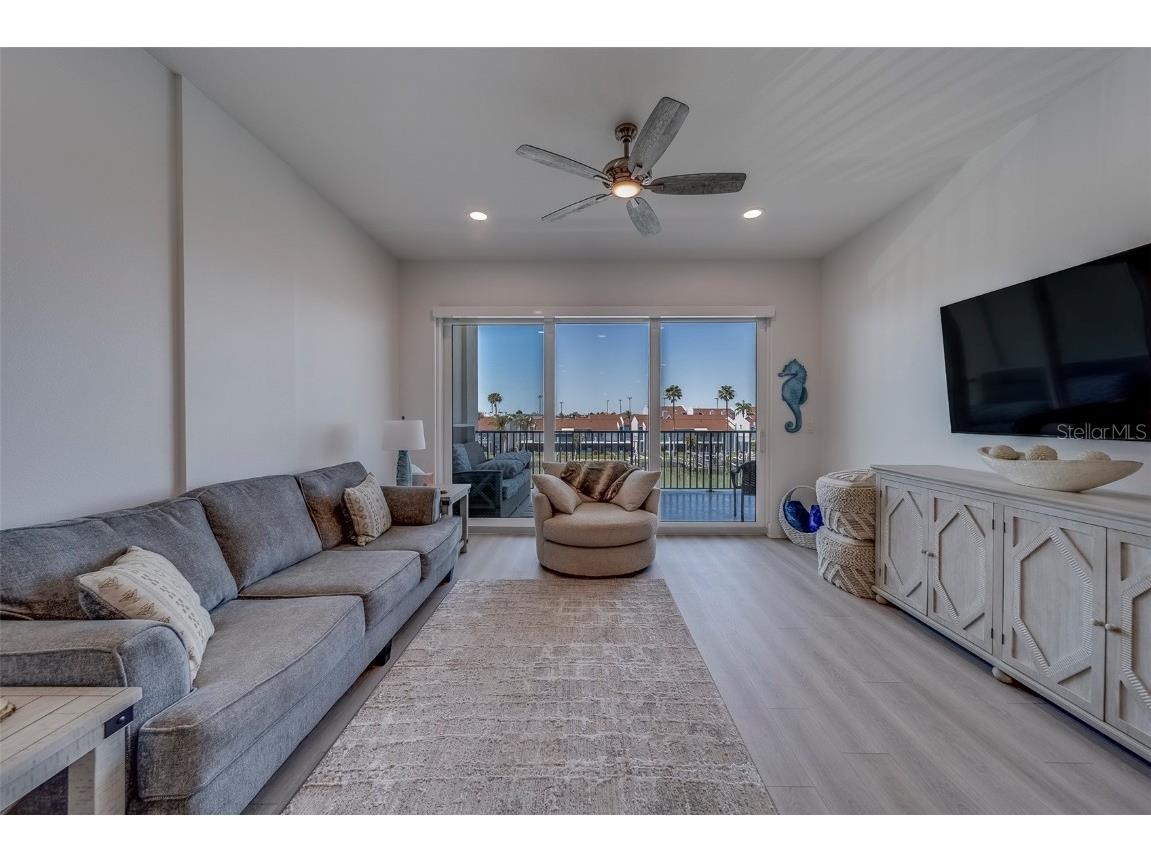 400 150th Avenue #301 Madeira Beach FL 33708 TB8375127 image13