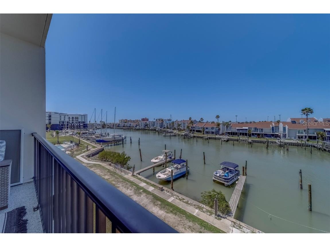 400 150th Avenue #301 Madeira Beach FL 33708 TB8375127 image34