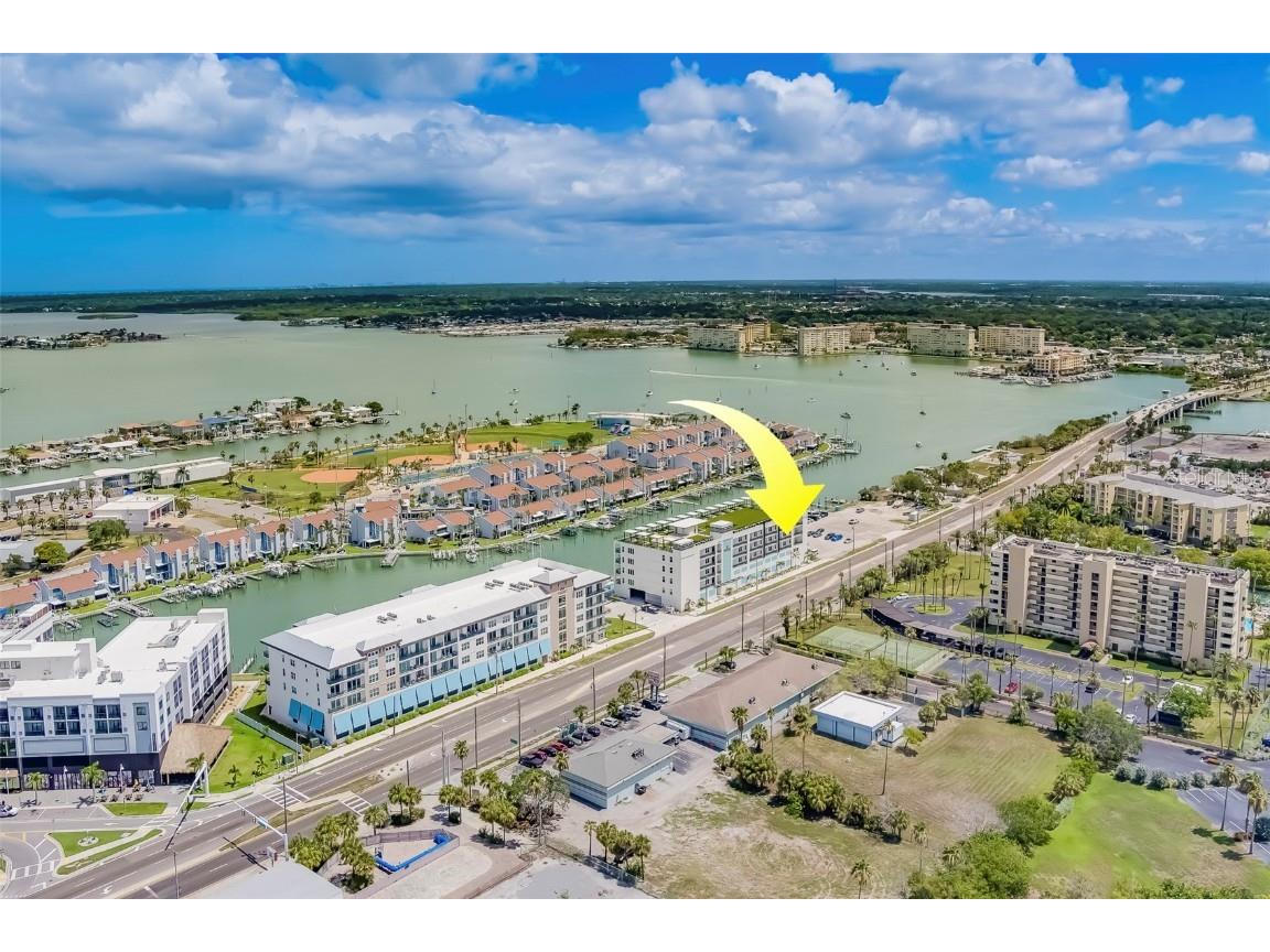 400 150th Avenue #301 Madeira Beach FL 33708 TB8375127 image63