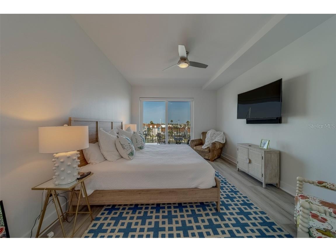 400 150th Avenue #407 Madeira Beach FL 33708 TB8384076 image16