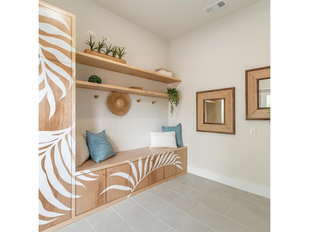 400 38th Avenue NE Saint Petersburg FL 33704 TB8434315 image21