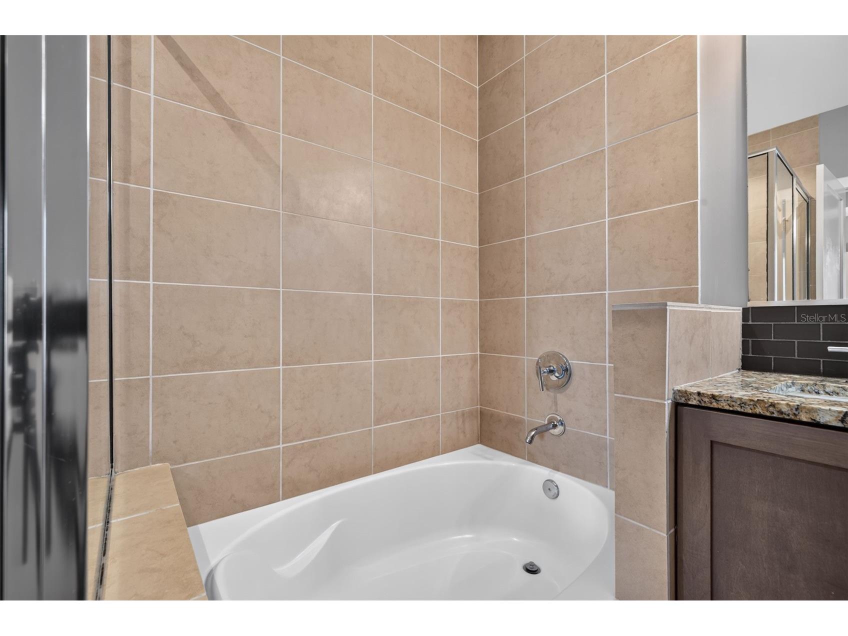 400 4th Avenue S #408 Saint Petersburg FL 33701 TB8527789 image18