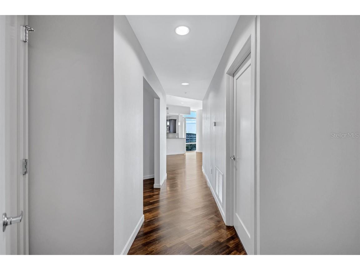 400 4th Avenue S #707 Saint Petersburg FL 33701 TB8434150 image7