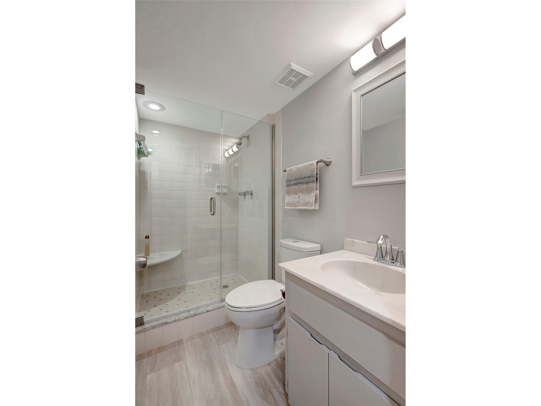 400 64th Avenue #202 Saint Pete Beach FL 33706 TB8498483 image11