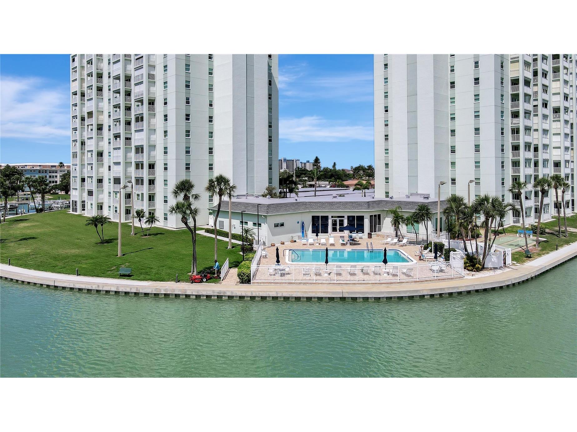 400 64th Avenue #202 Saint Pete Beach FL 33706 TB8498483 image27