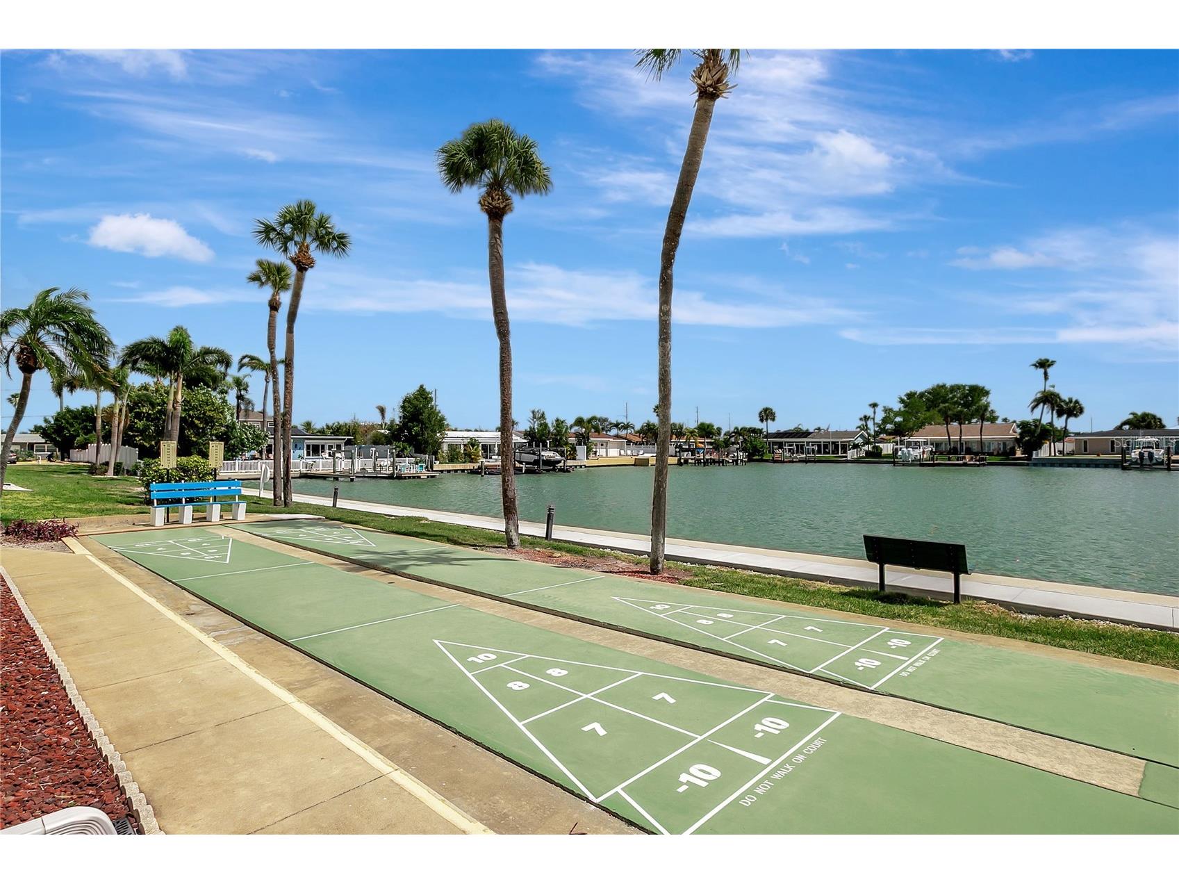 400 64th Avenue #202 Saint Pete Beach FL 33706 TB8498483 image43
