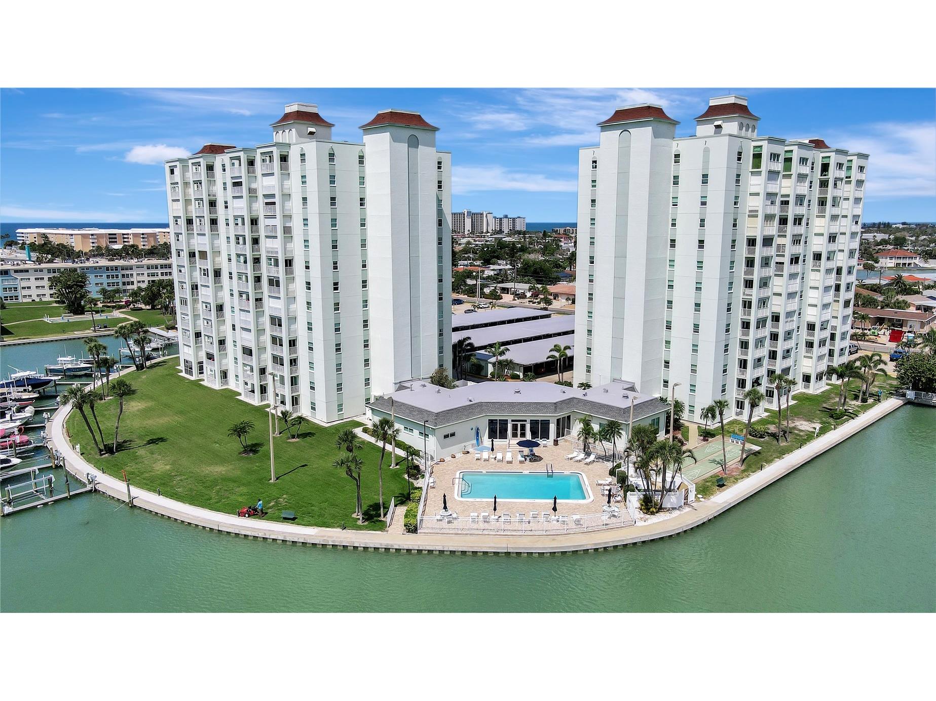 400 64th Avenue #202 Saint Pete Beach FL 33706 TB8498483 image48