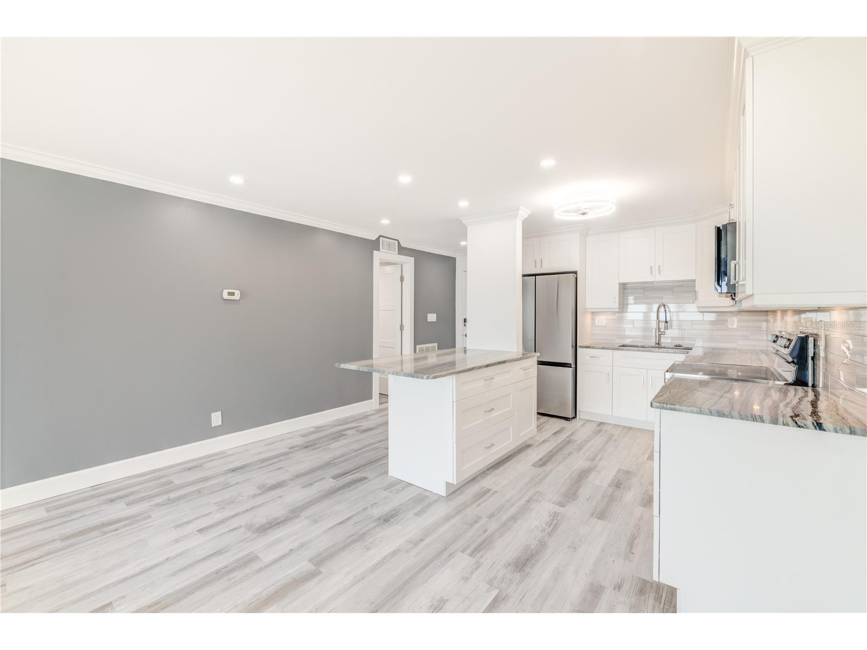 400 64th Avenue #901 Saint Pete Beach FL 33706 TB8496458 image4