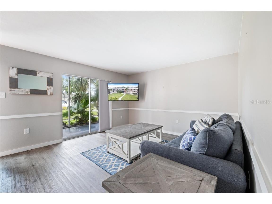 400 Base Avenue E #213 Venice FL 34285 N6137588 image11