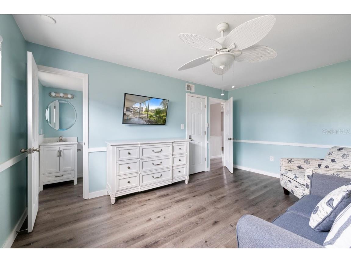 400 Base Avenue E #213 Venice FL 34285 N6137588 image18