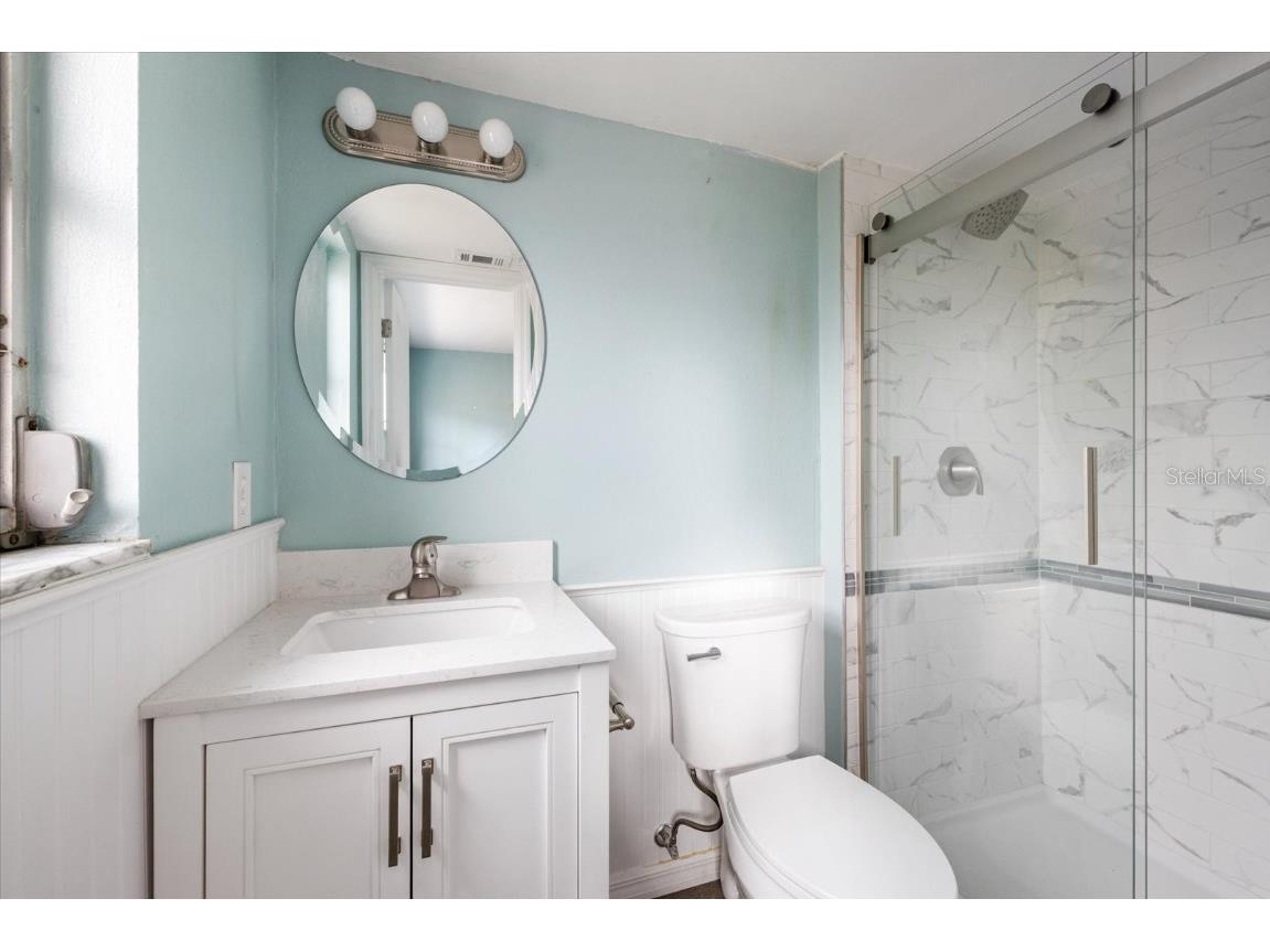 400 Base Avenue E #213 Venice FL 34285 N6137588 image19