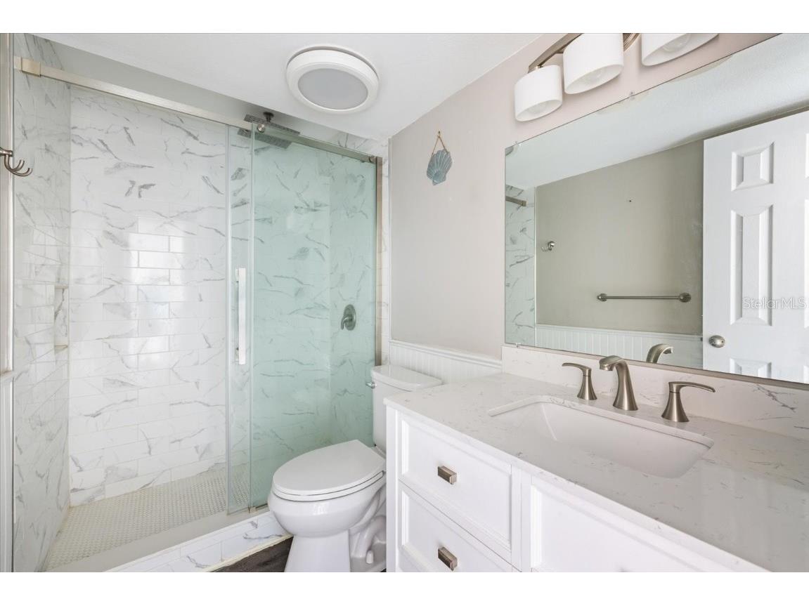 400 Base Avenue E #213 Venice FL 34285 N6137588 image22