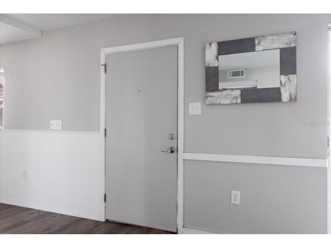 400 Base Avenue E #213 Venice FL 34285 N6137588 image5