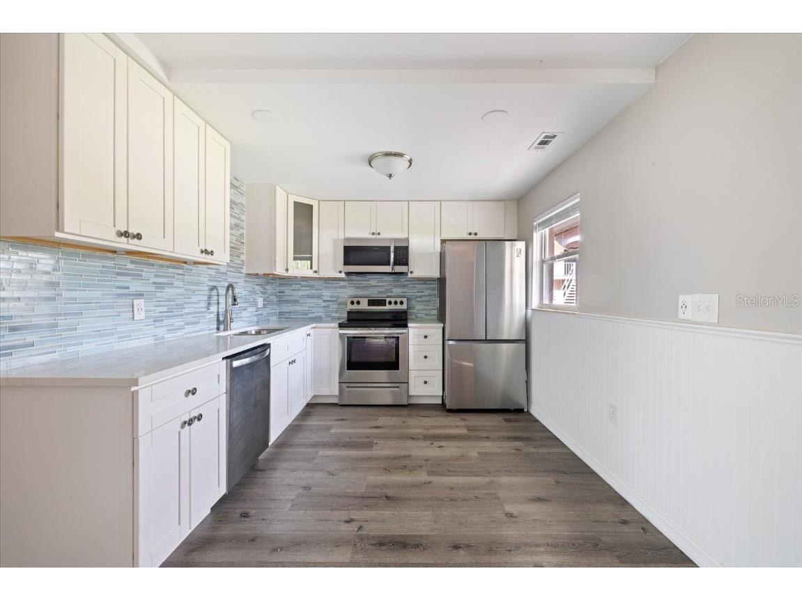 400 Base Avenue E #213 Venice FL 34285 N6137588 image7