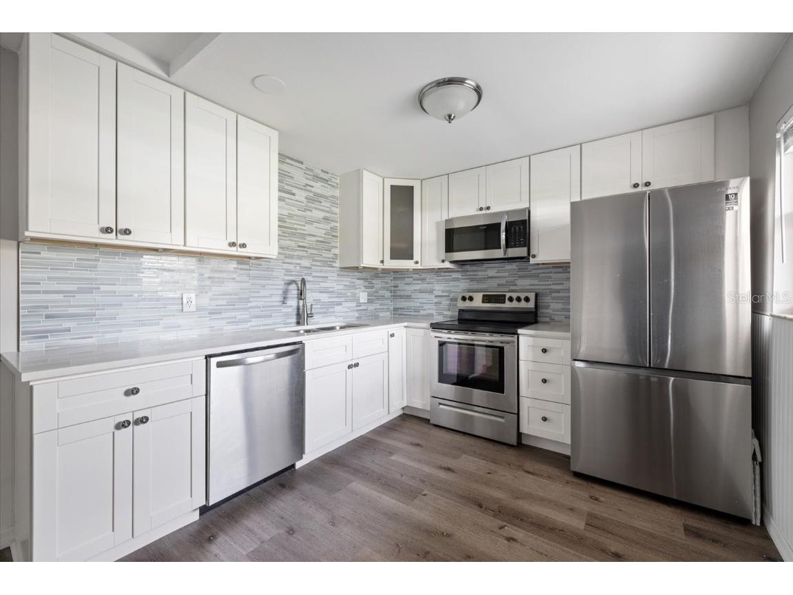 400 Base Avenue E #213 Venice FL 34285 N6137588 image8