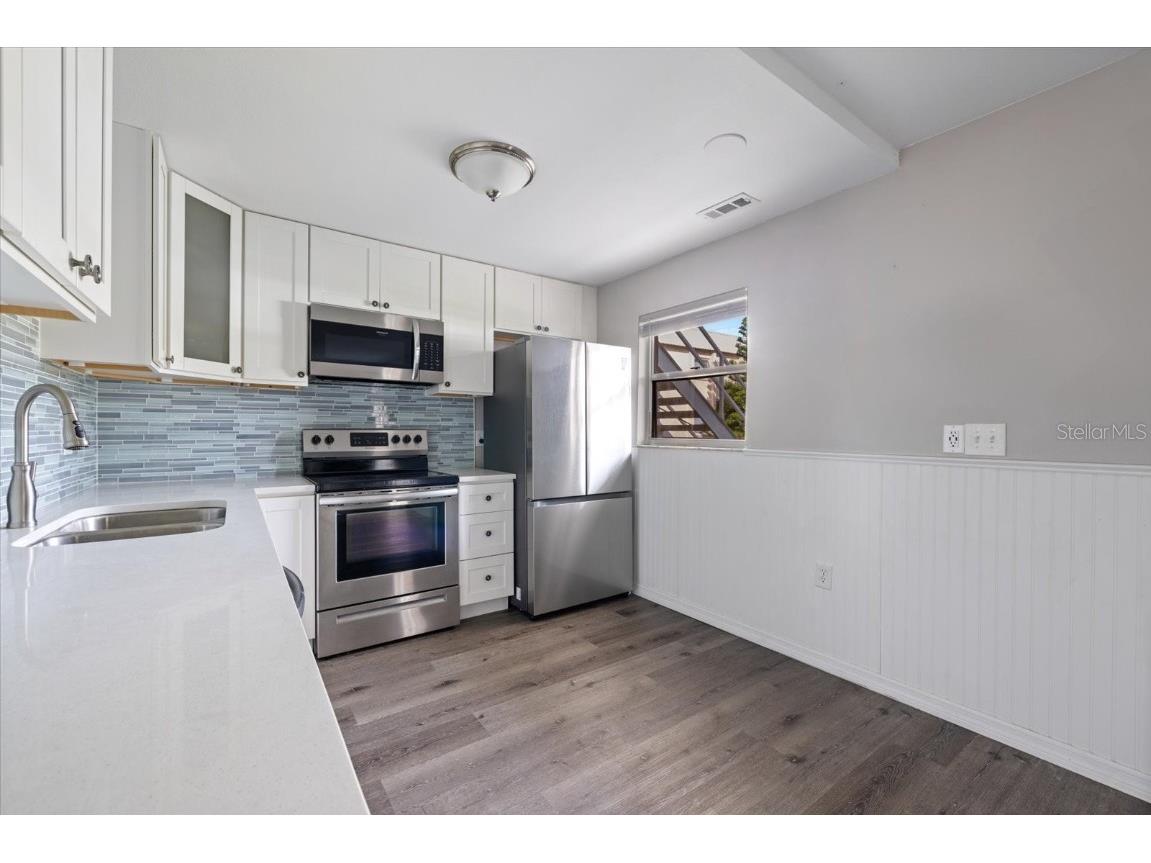 400 Base Avenue E #213 Venice FL 34285 N6137588 image9