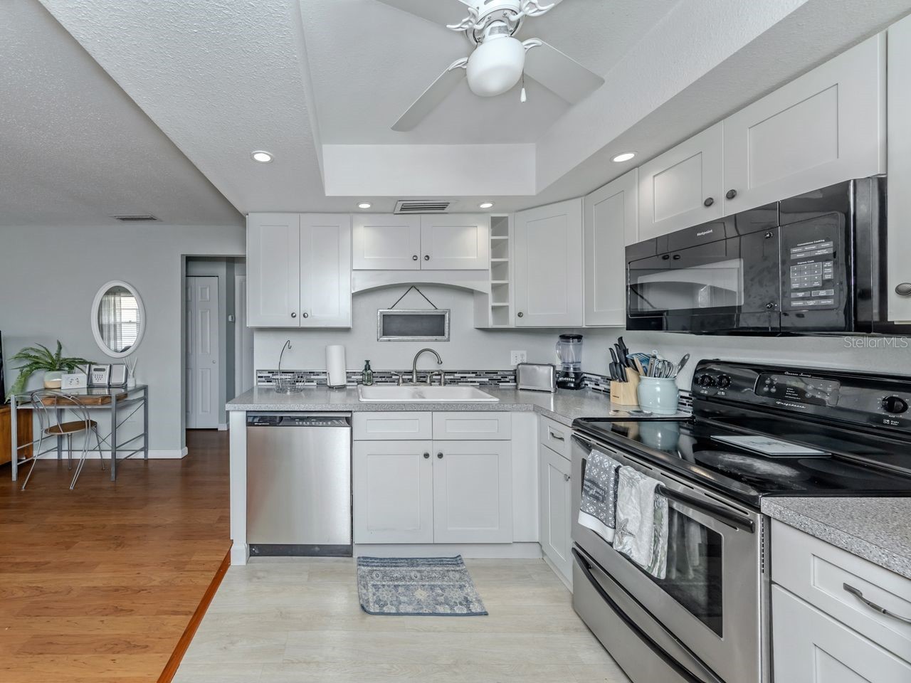 400 Base Avenue E #227 Venice FL 34285 N6144039 image5
