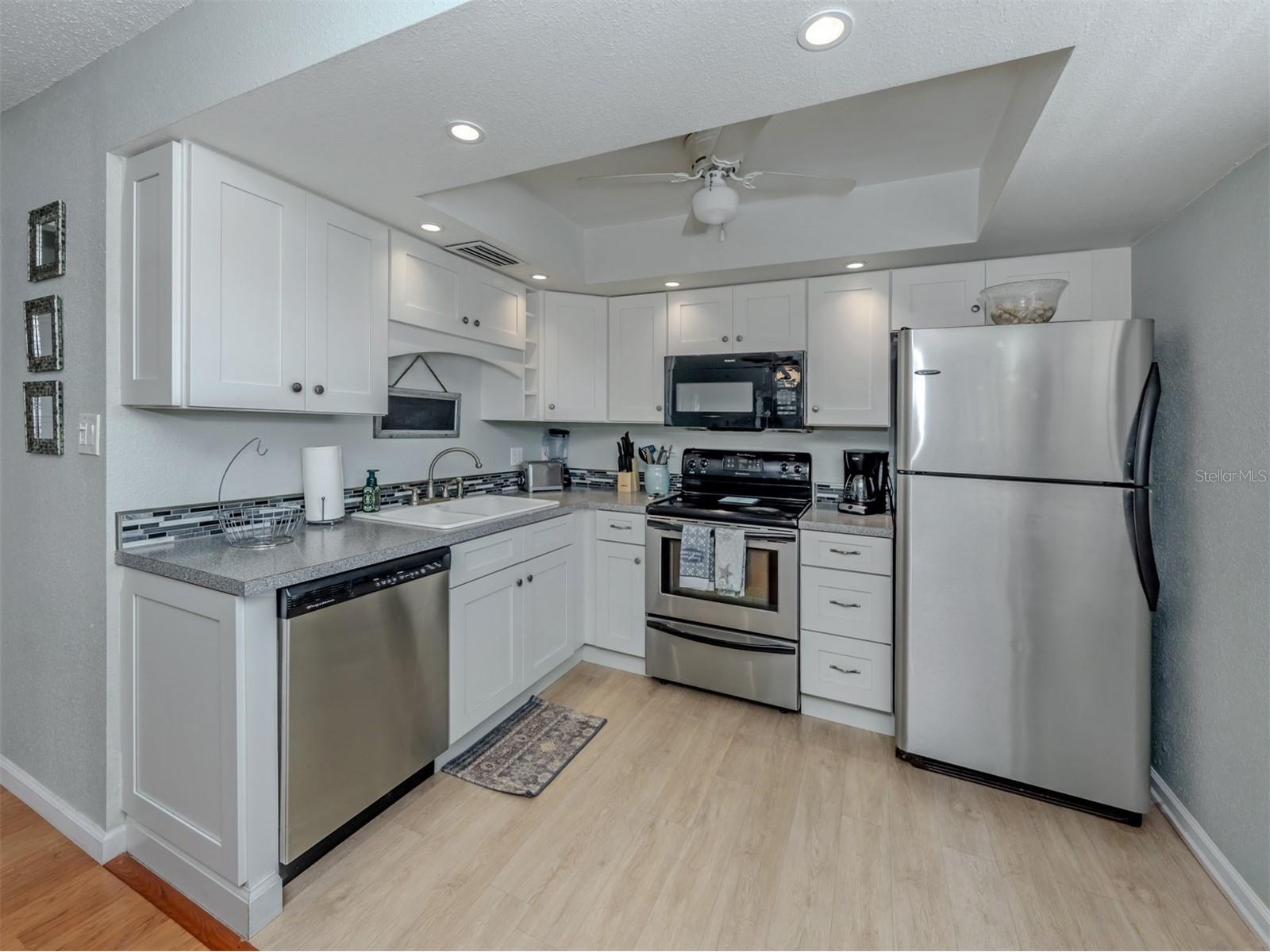 400 Base Avenue E #227 Venice FL 34285 N6144039 image8