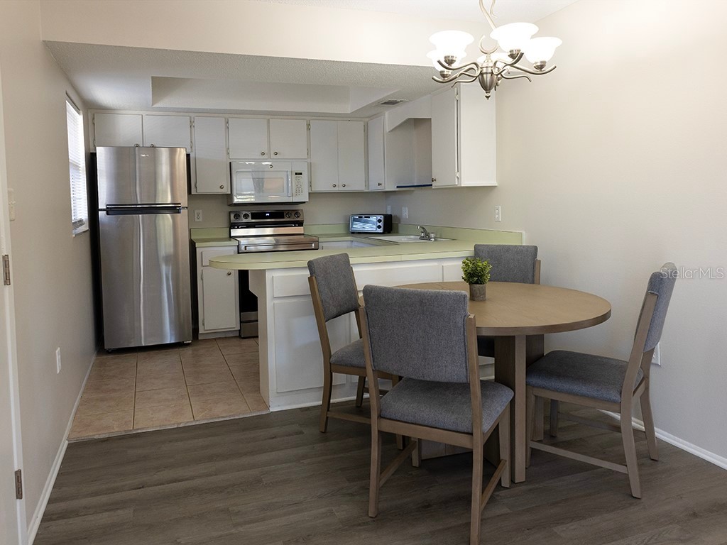 400 Base Avenue E #229 Venice FL 34285 A4670781 image7