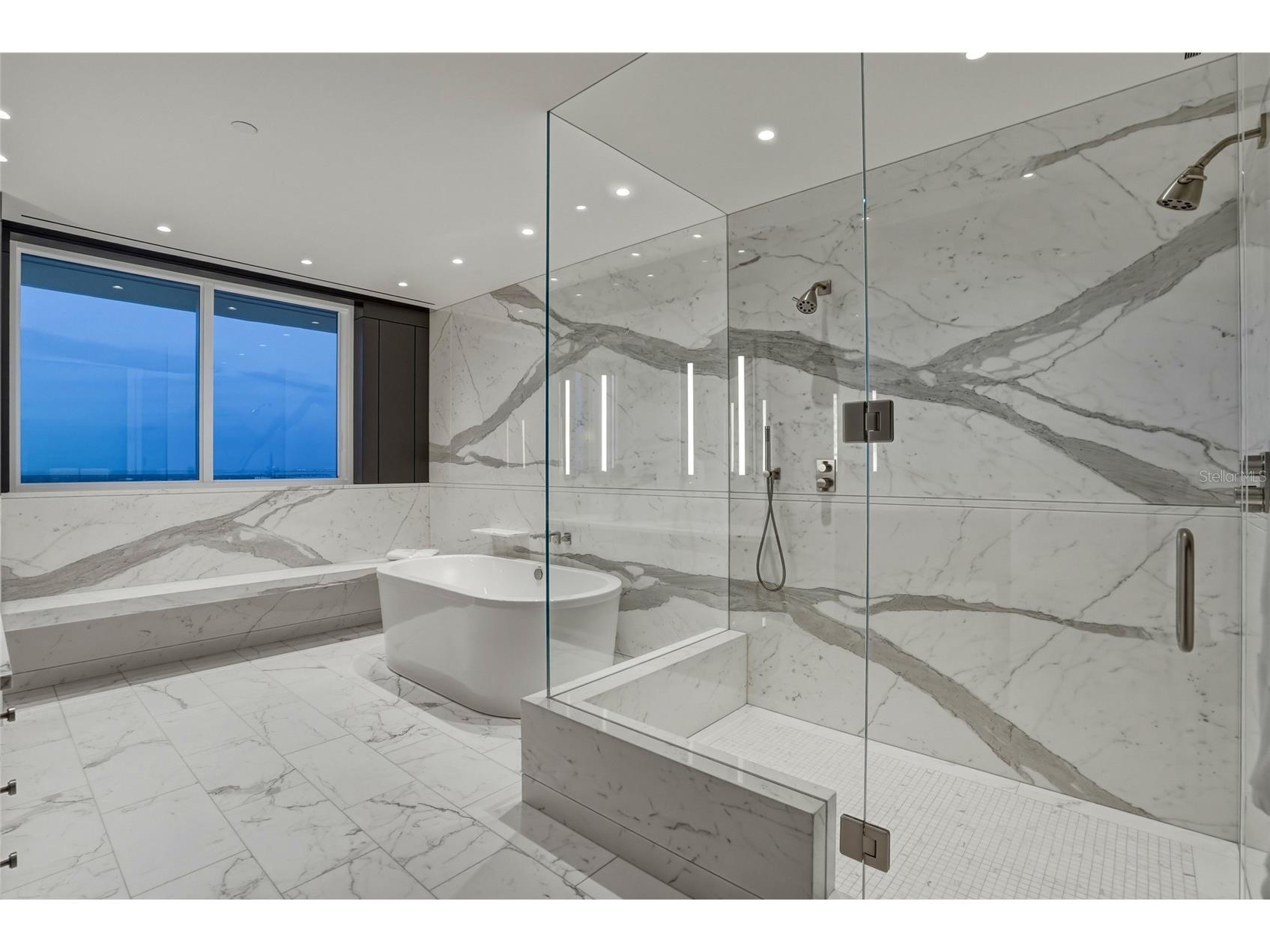 400 Beach Drive NE #2605 Saint Petersburg FL 33701 TB8502941 image28