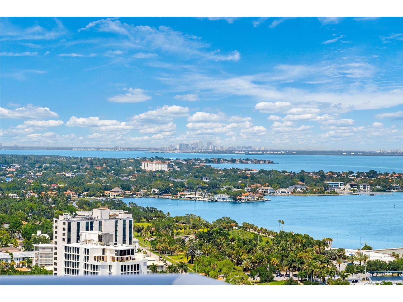 400 Beach Drive NE #2605 Saint Petersburg FL 33701 TB8502941 image37