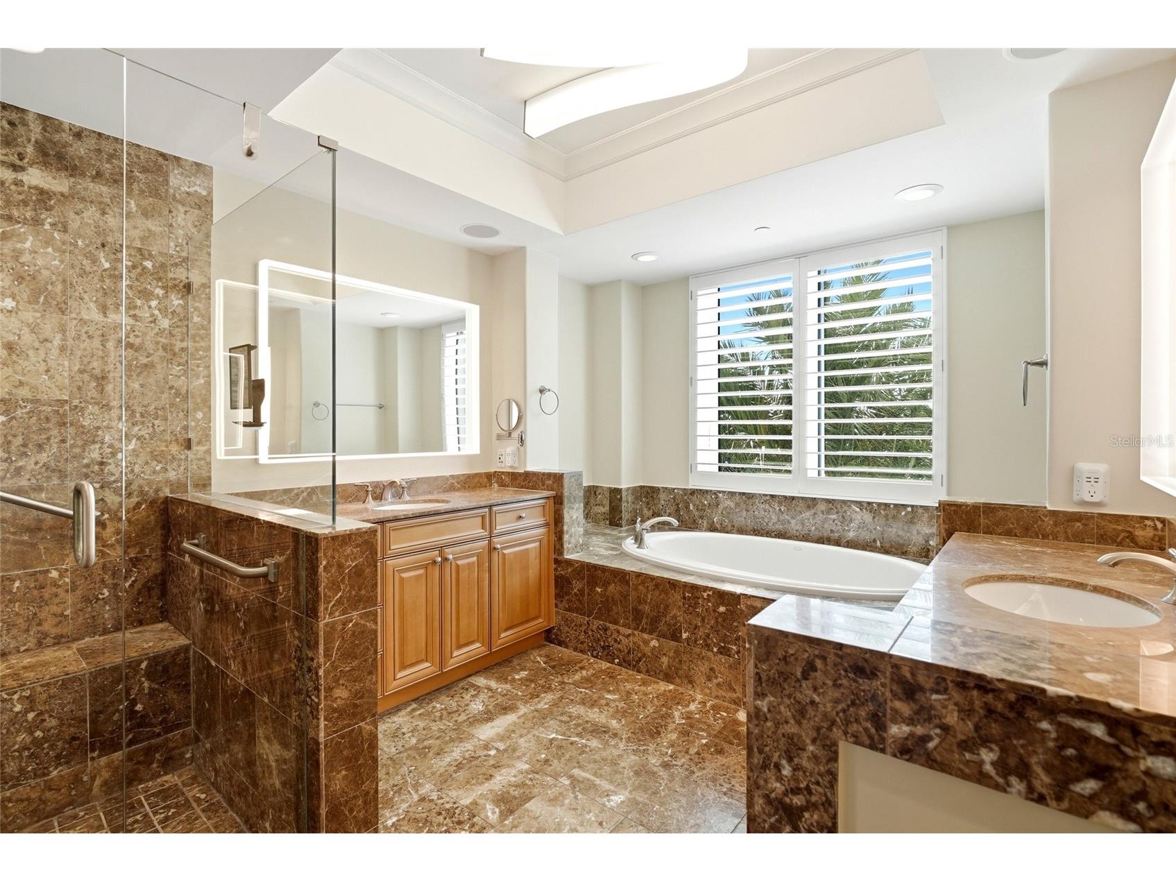 400 Beach Drive NE #401 Saint Petersburg FL 33701 TB8507214 image21