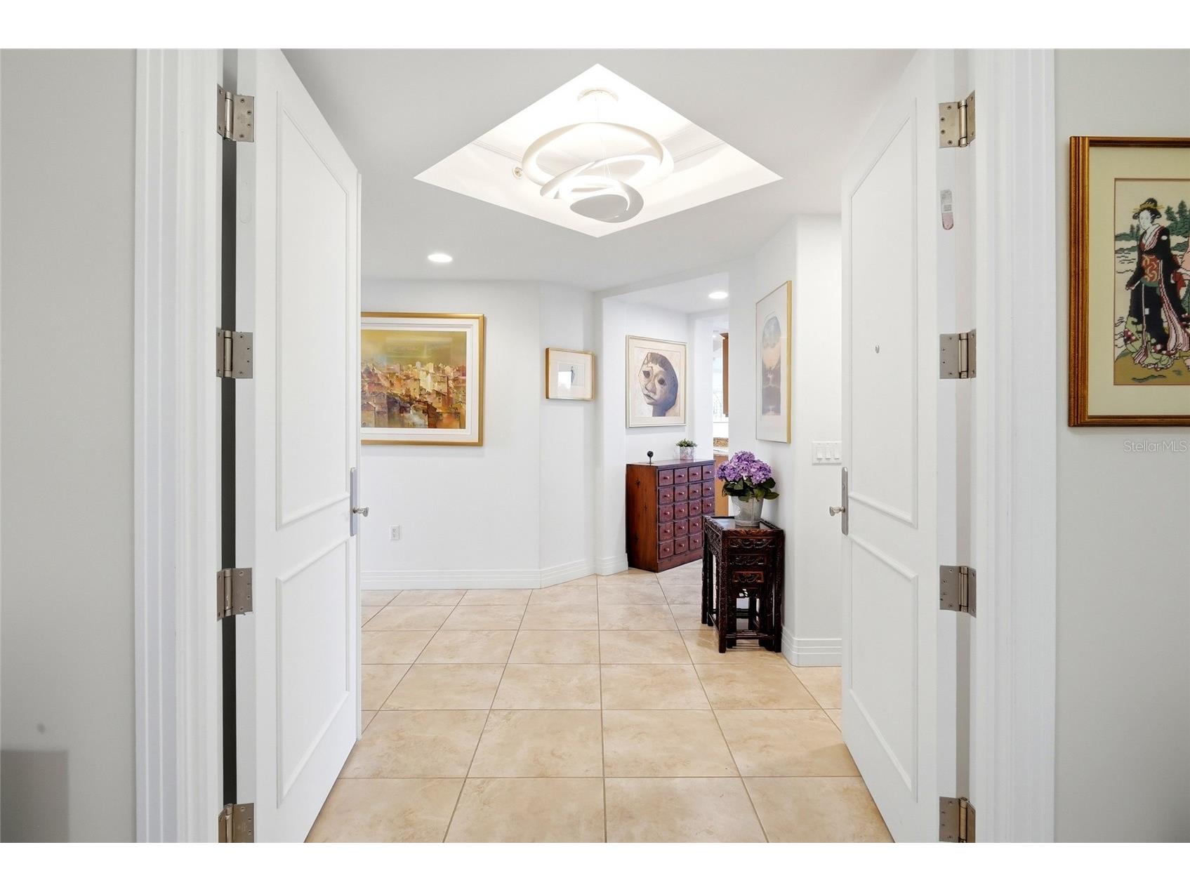 400 Beach Drive NE #401 Saint Petersburg FL 33701 TB8507214 image3