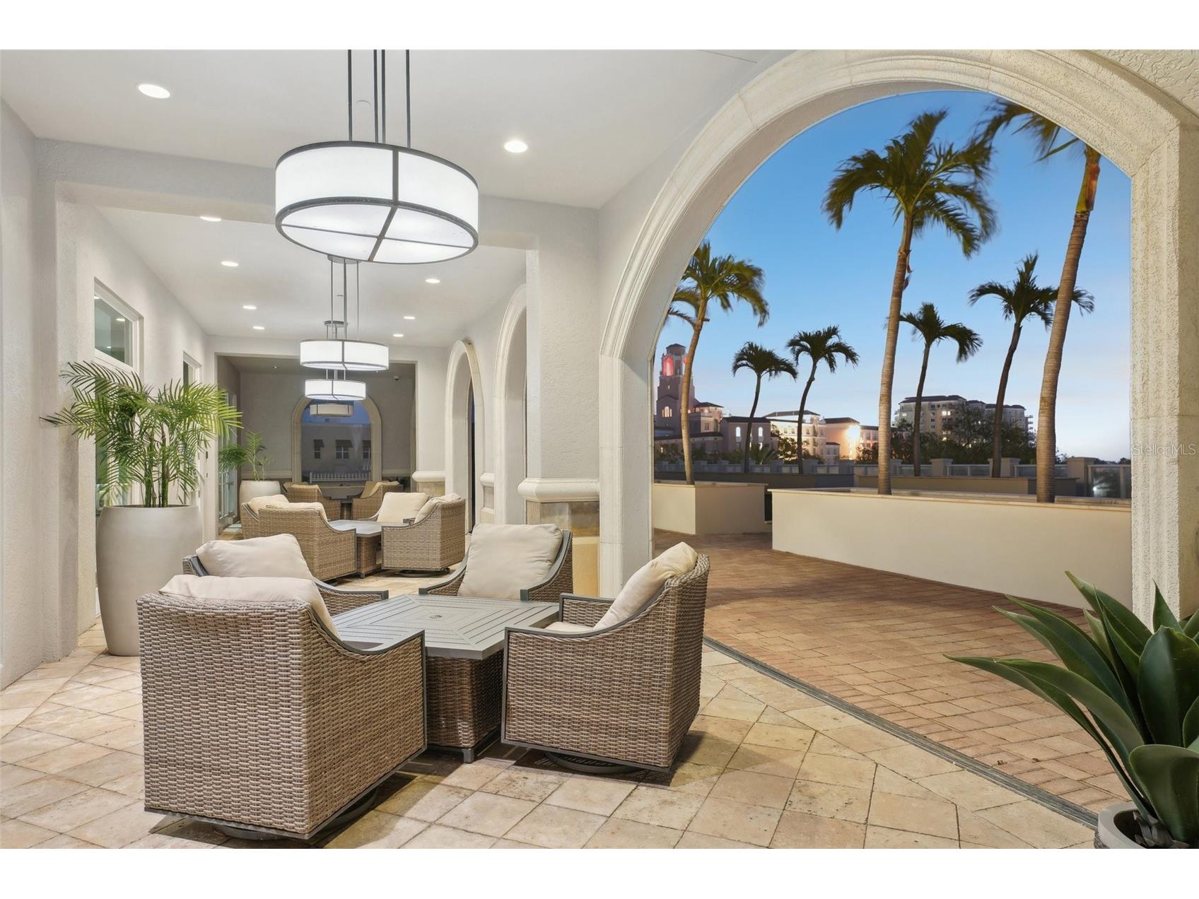 400 Beach Drive NE #401 Saint Petersburg FL 33701 TB8507214 image53
