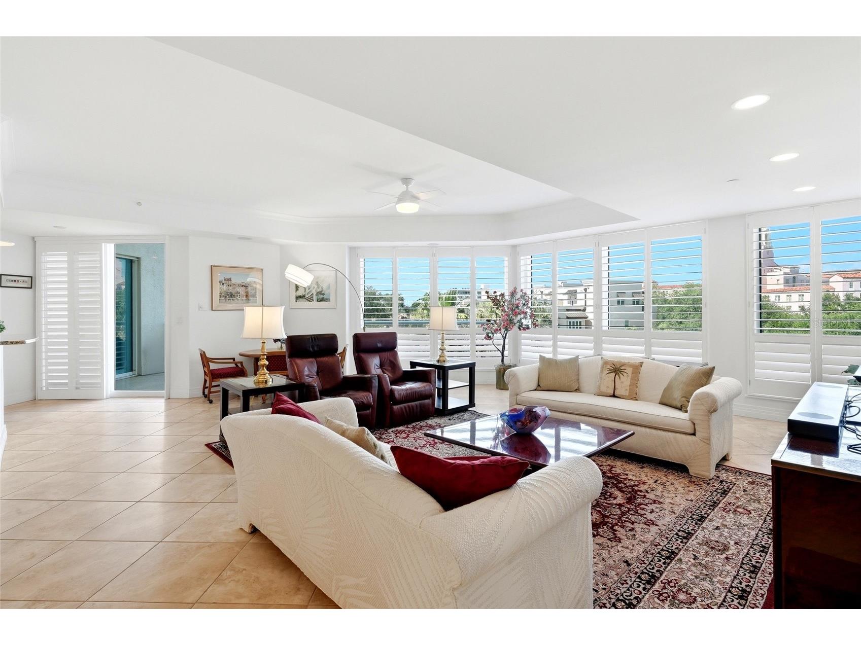 400 Beach Drive NE #401 Saint Petersburg FL 33701 TB8507214 image8