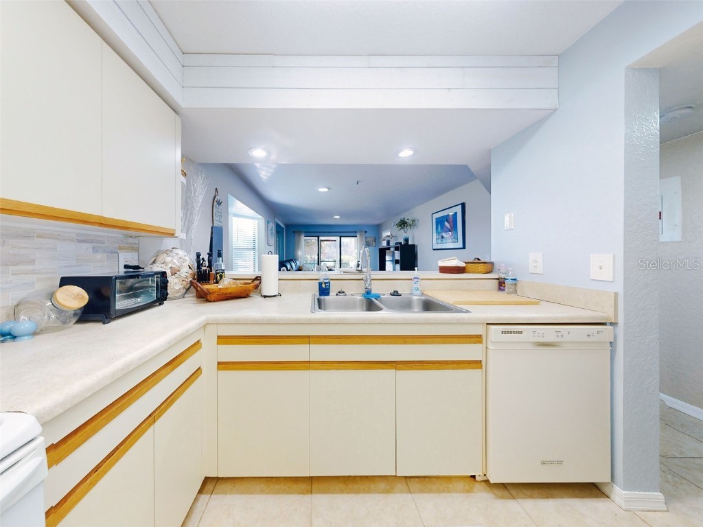 400 Bouchelle Drive #101 New Smyrna Beach FL 32169 NS1083306 image15