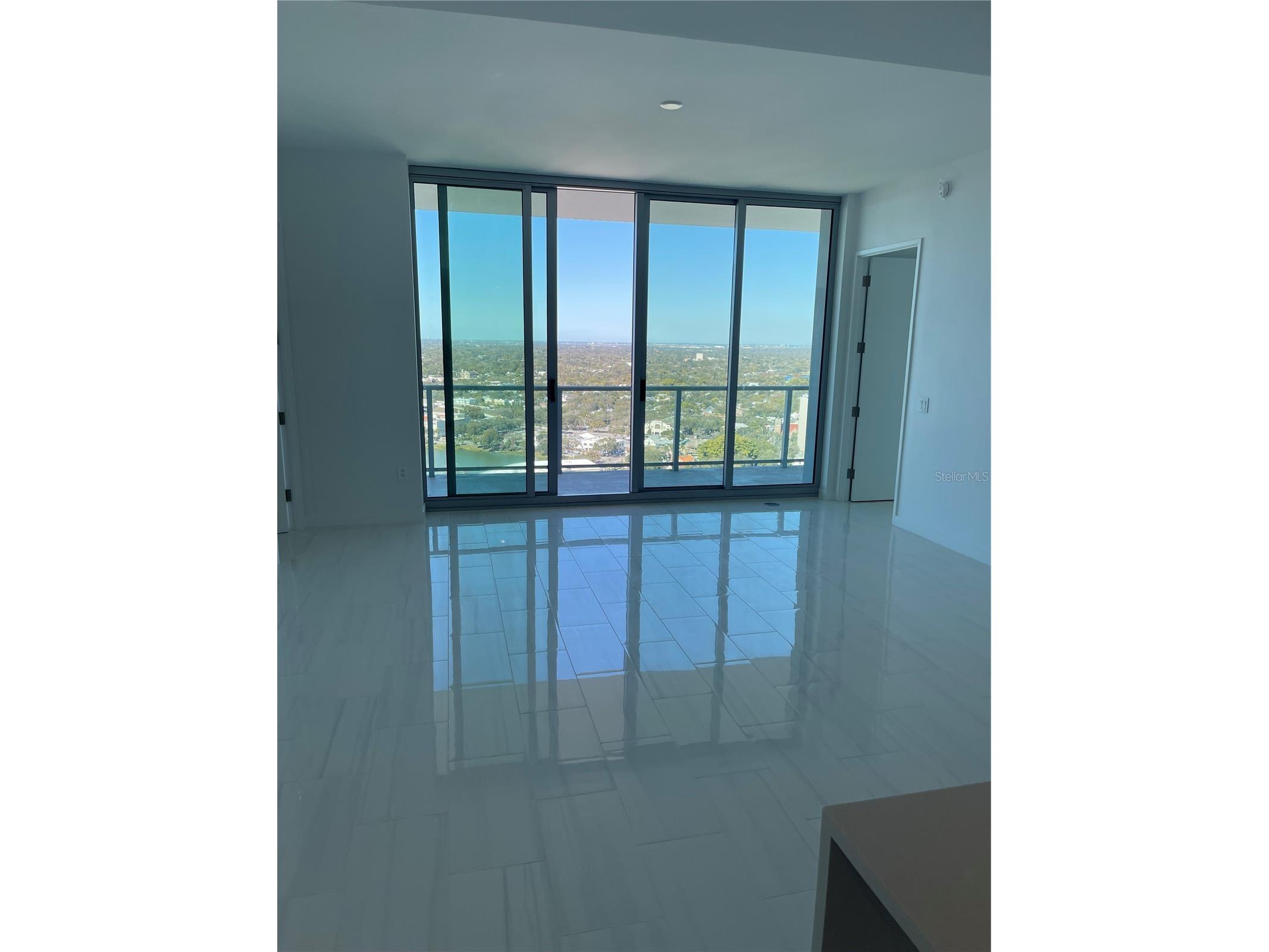 400 Central Ave #2708 Saint Petersburg FL 33701 - TAMPA BAY TB8473863 image3