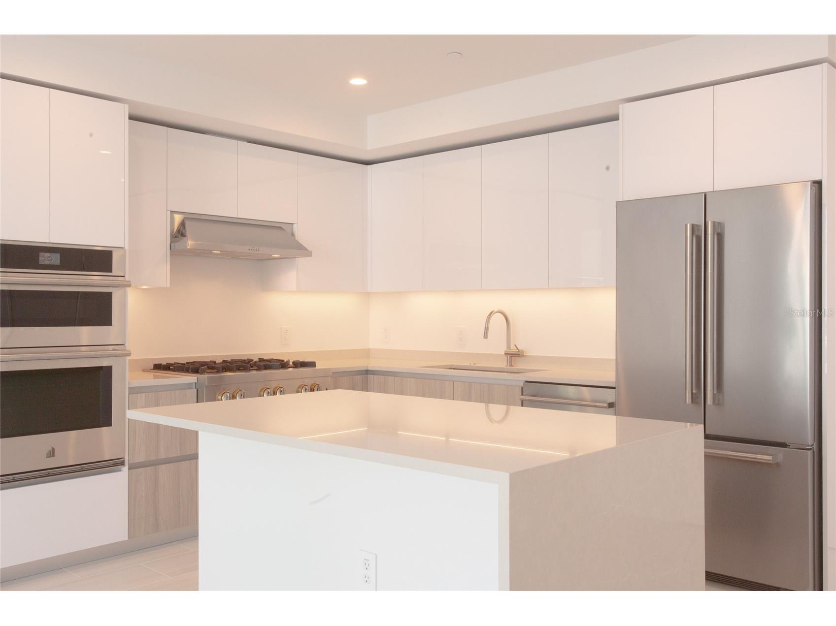 400 Central Avenue #1003 Saint Petersburg FL 33701 - TAMPA BAY TB8502577 image8