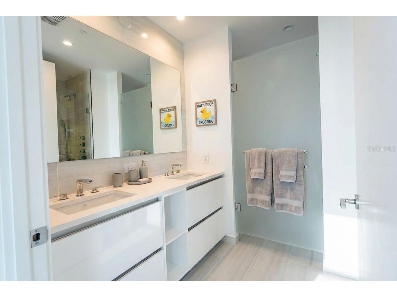 400 Central Avenue #1008 Saint Petersburg FL 33701 TB8473823 image15