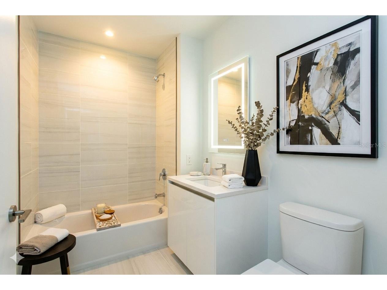 400 Central Avenue #1008 Saint Petersburg FL 33701 TB8473823 image20