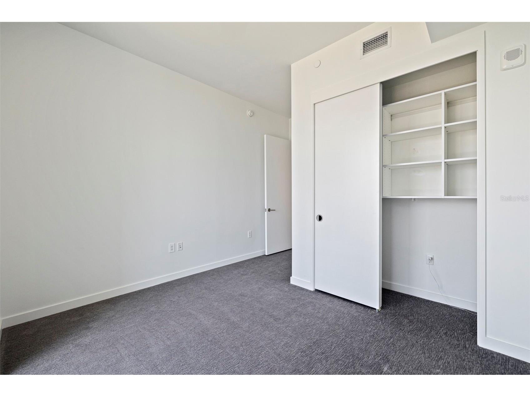 400 Central Avenue #1105 Saint Petersburg FL 33701 - TAMPA BAY TB8526155 image37