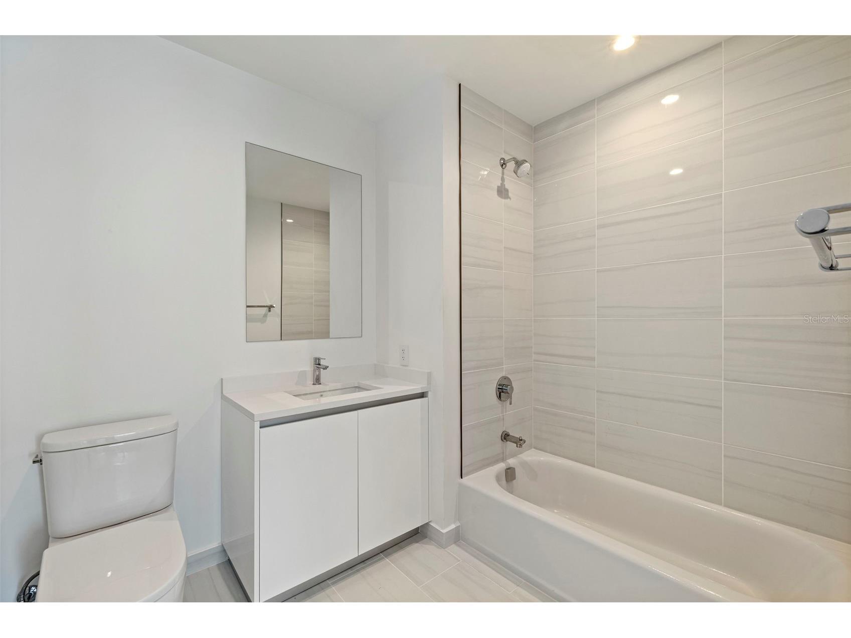 400 Central Avenue #1105 Saint Petersburg FL 33701 - TAMPA BAY TB8526155 image48