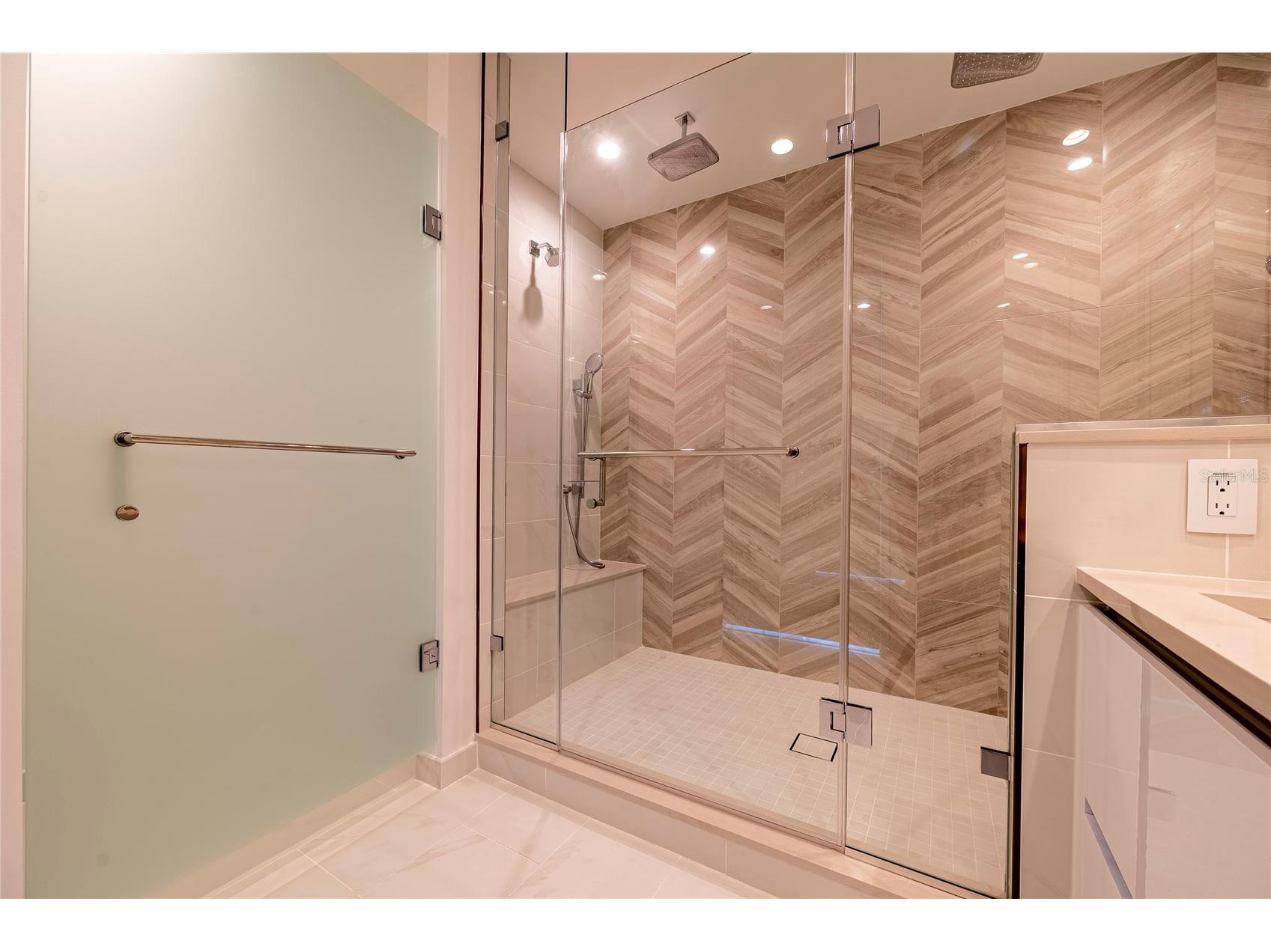 400 Central Avenue #1106 Saint Petersburg FL 33701 - Mirror Lake O6391965 image24