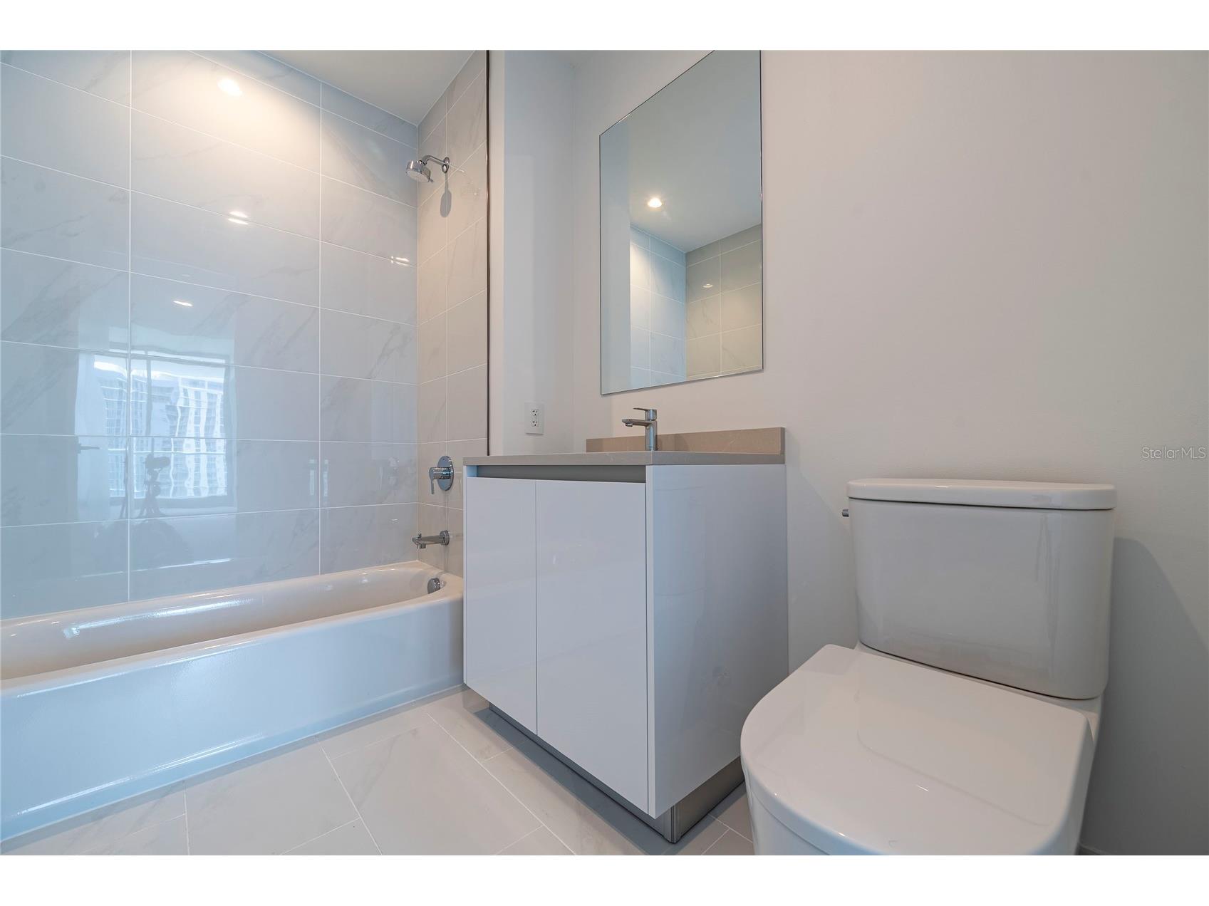 400 Central Avenue #1106 Saint Petersburg FL 33701 - Mirror Lake O6391965 image30