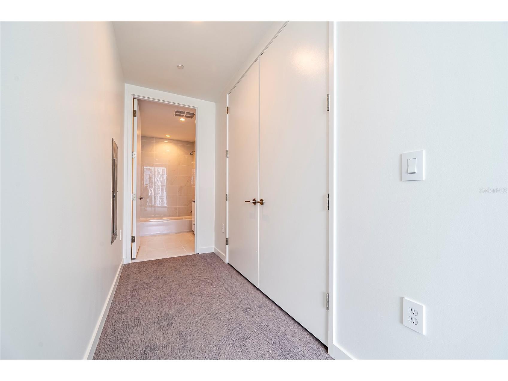 400 Central Avenue #1106 Saint Petersburg FL 33701 - Mirror Lake O6391965 image32