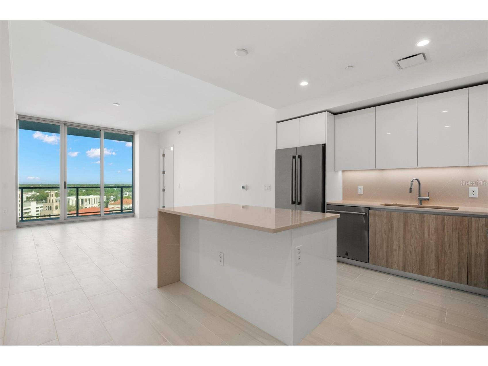 400 Central Avenue #1109 Saint Petersburg FL 33701 TB8487943 image11