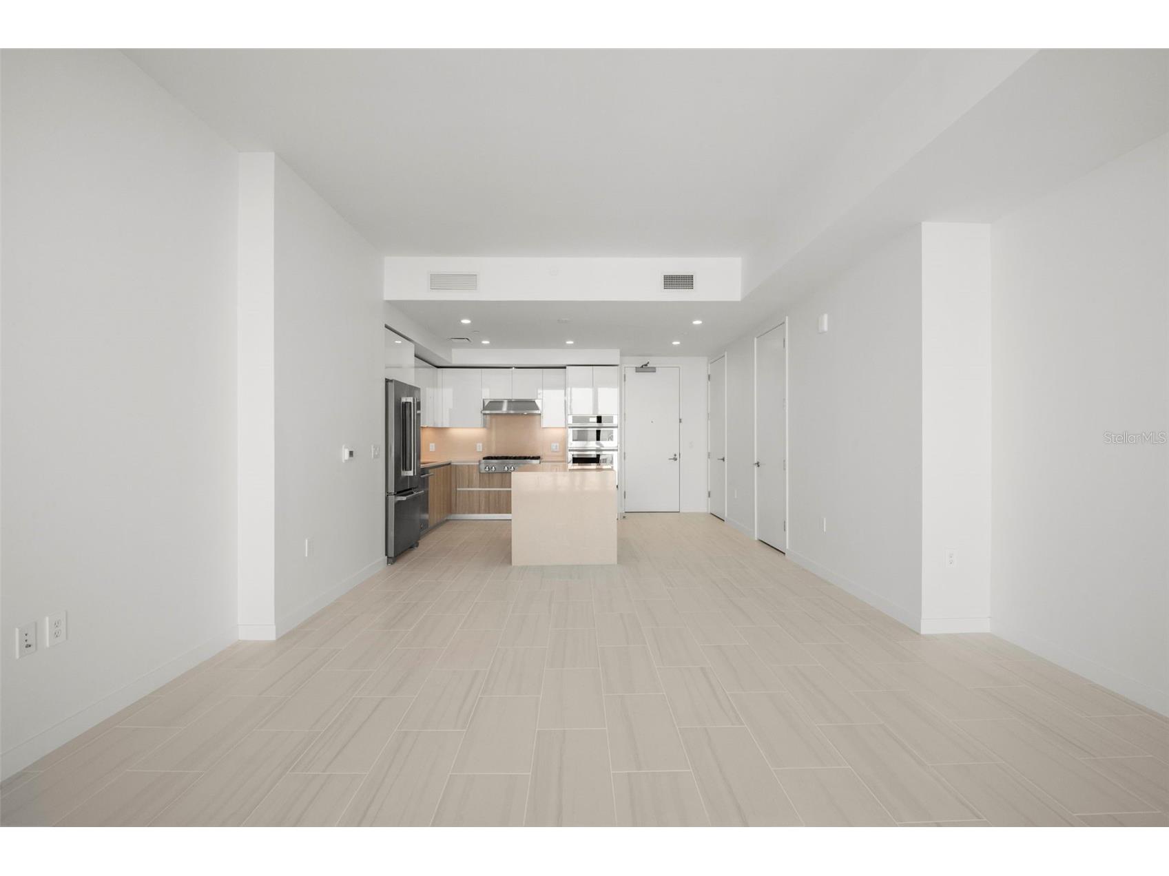 400 Central Avenue #1109 Saint Petersburg FL 33701 TB8487943 image19