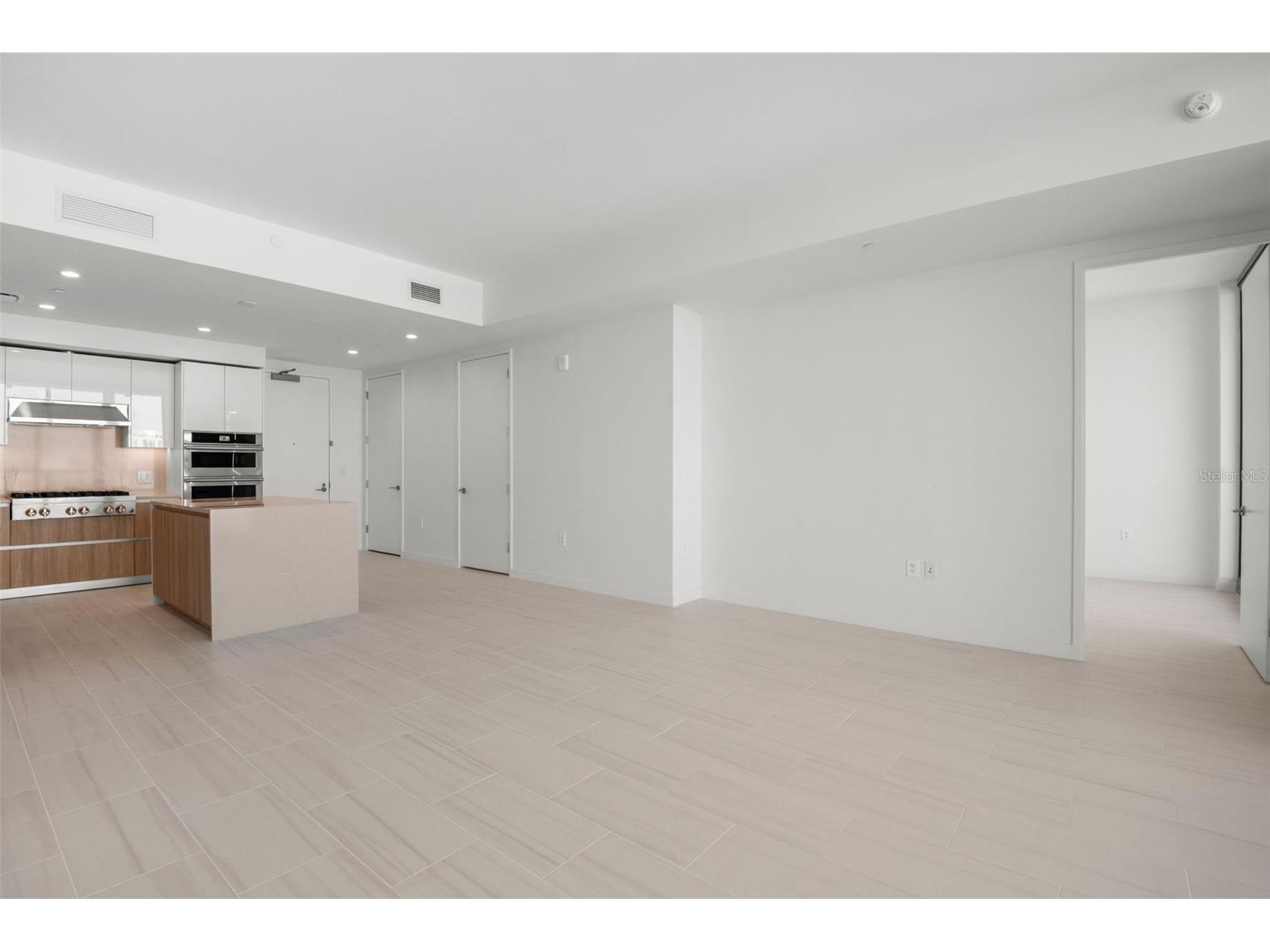 400 Central Avenue #1109 Saint Petersburg FL 33701 TB8487943 image21