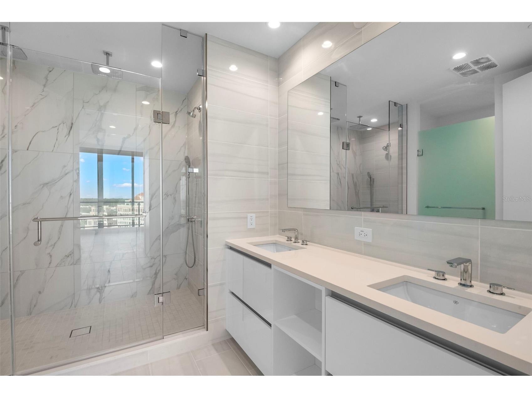 400 Central Avenue #1109 Saint Petersburg FL 33701 TB8487943 image29