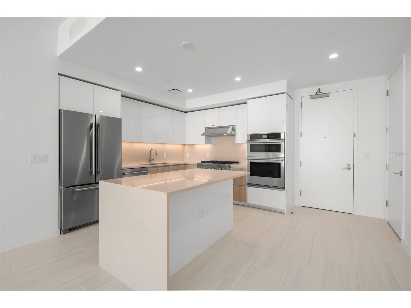 400 Central Avenue #1109 Saint Petersburg FL 33701 TB8487943 image4