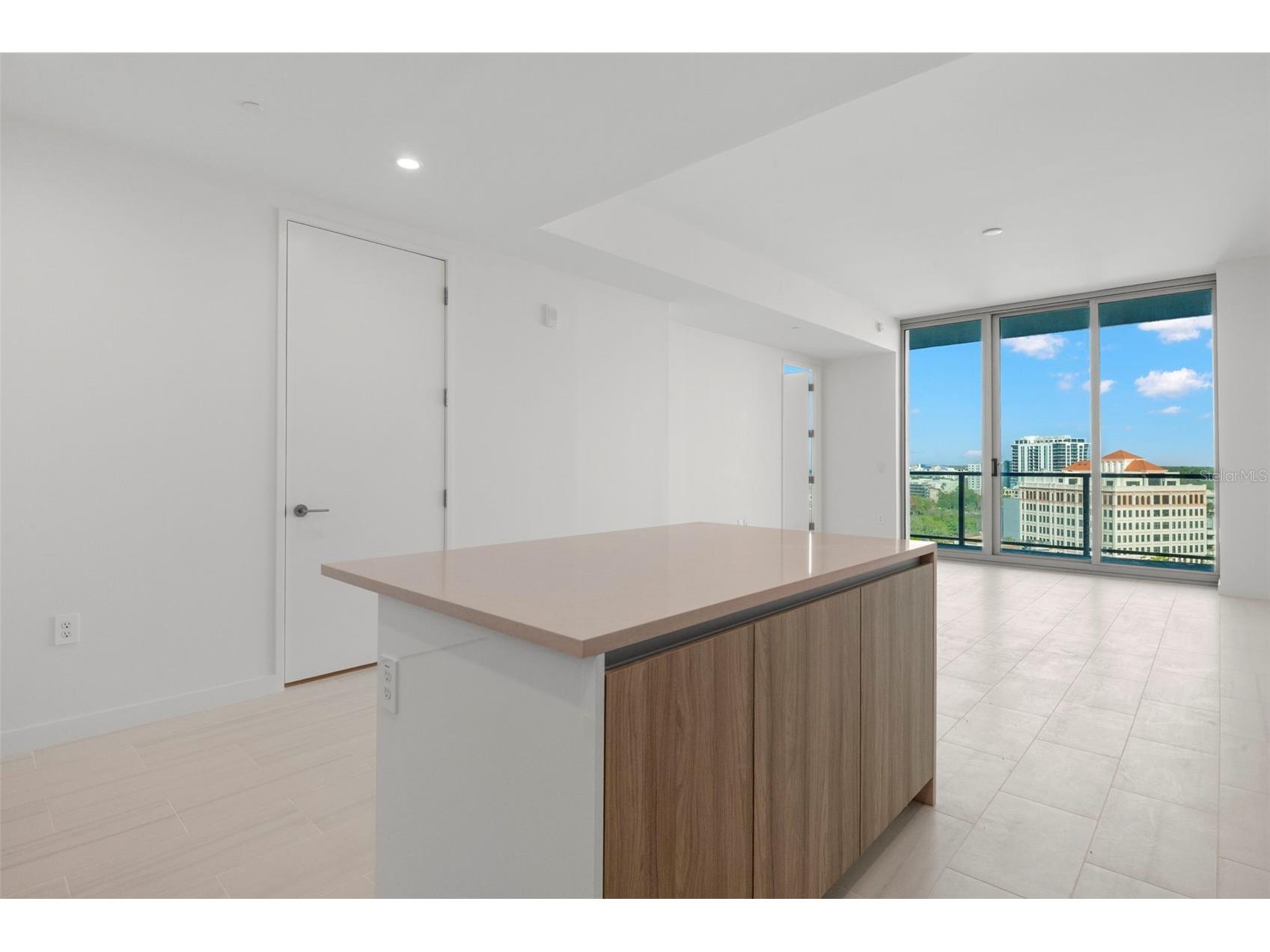 400 Central Avenue #1109 Saint Petersburg FL 33701 TB8487943 image8